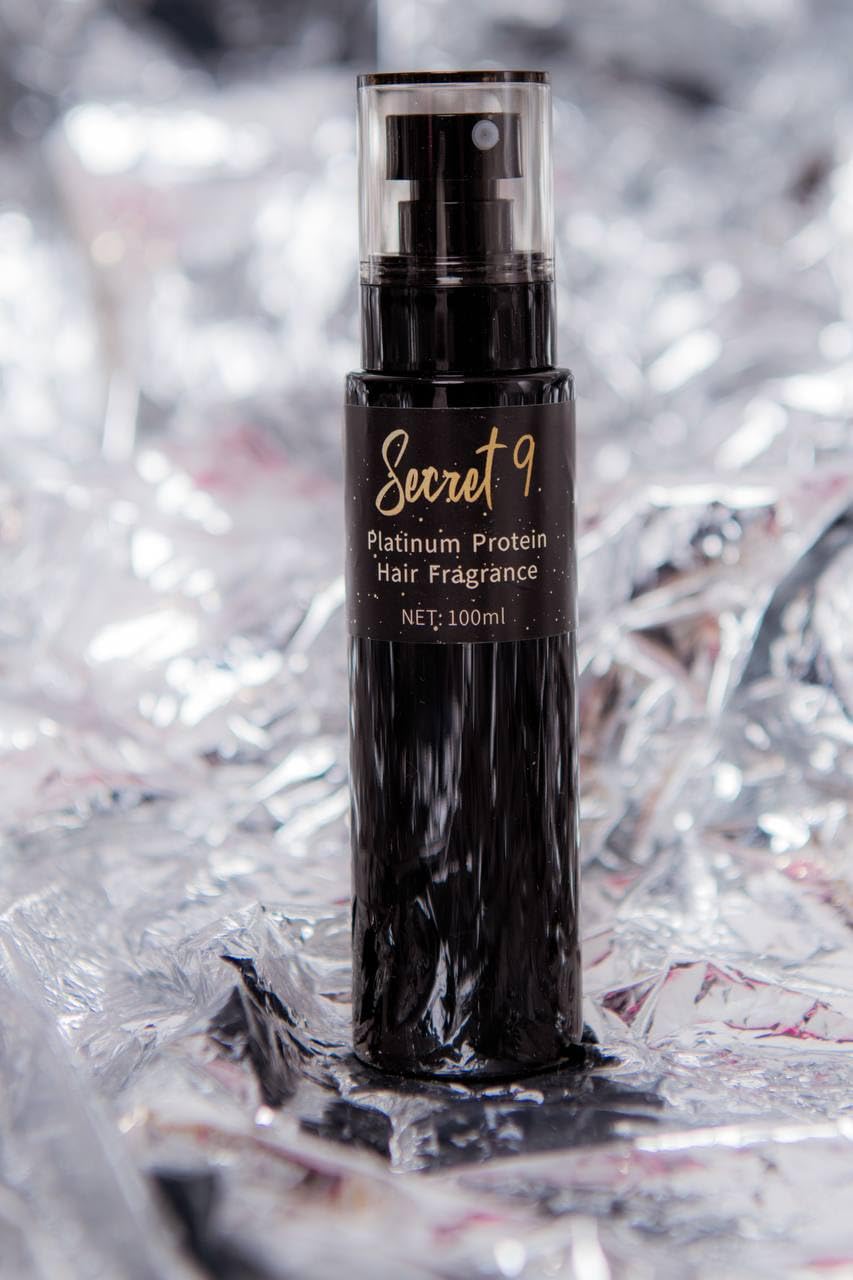 Hair fragrance: El perfume para el cabello es una fragancia formulada especialmente para el cabello y el cuero cabelludo, sin ingredientes que puedan resecar el cabello o promover el encrespamiento